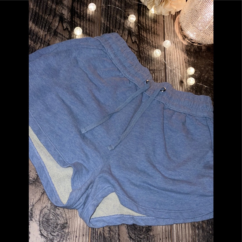 H&M Stretchy shorts